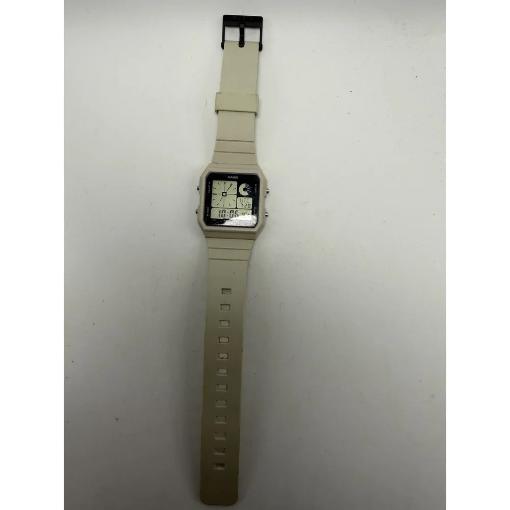 Casio LF-20W New Battery Digital Mens Watch 32MM 8